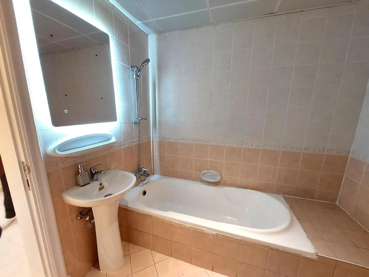 Harf22-101-02 2Br Apt In Ad Αμπού Ντάμπι 0*,